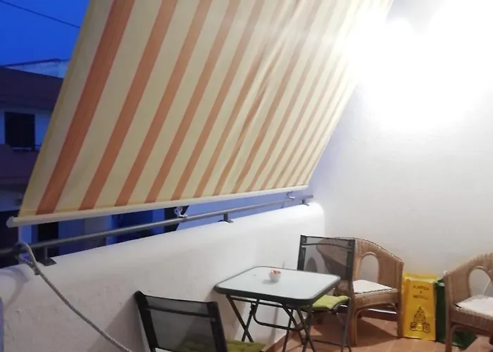Appartamento Rifinito Con Vista Panoramica A 50 Mt Dal Mare