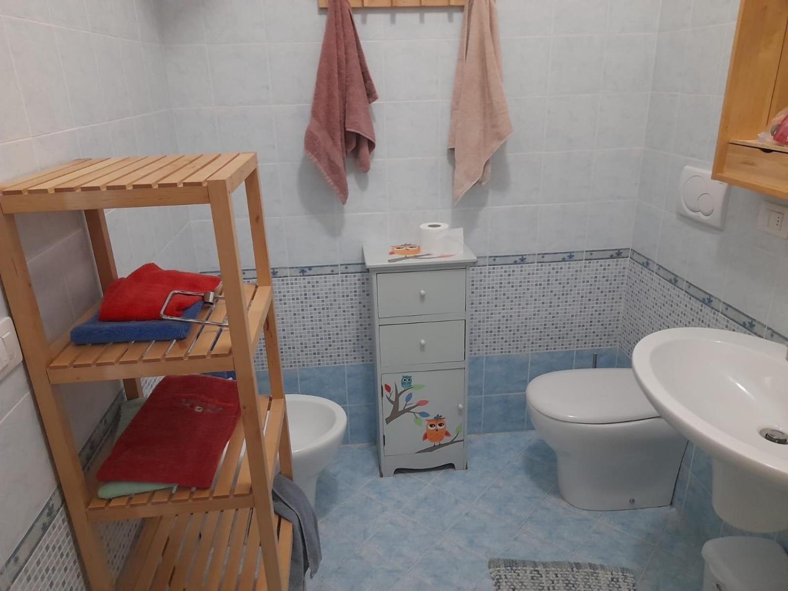 Rifinito Con Vista Panoramica A 50 Mt Dal Mare *
